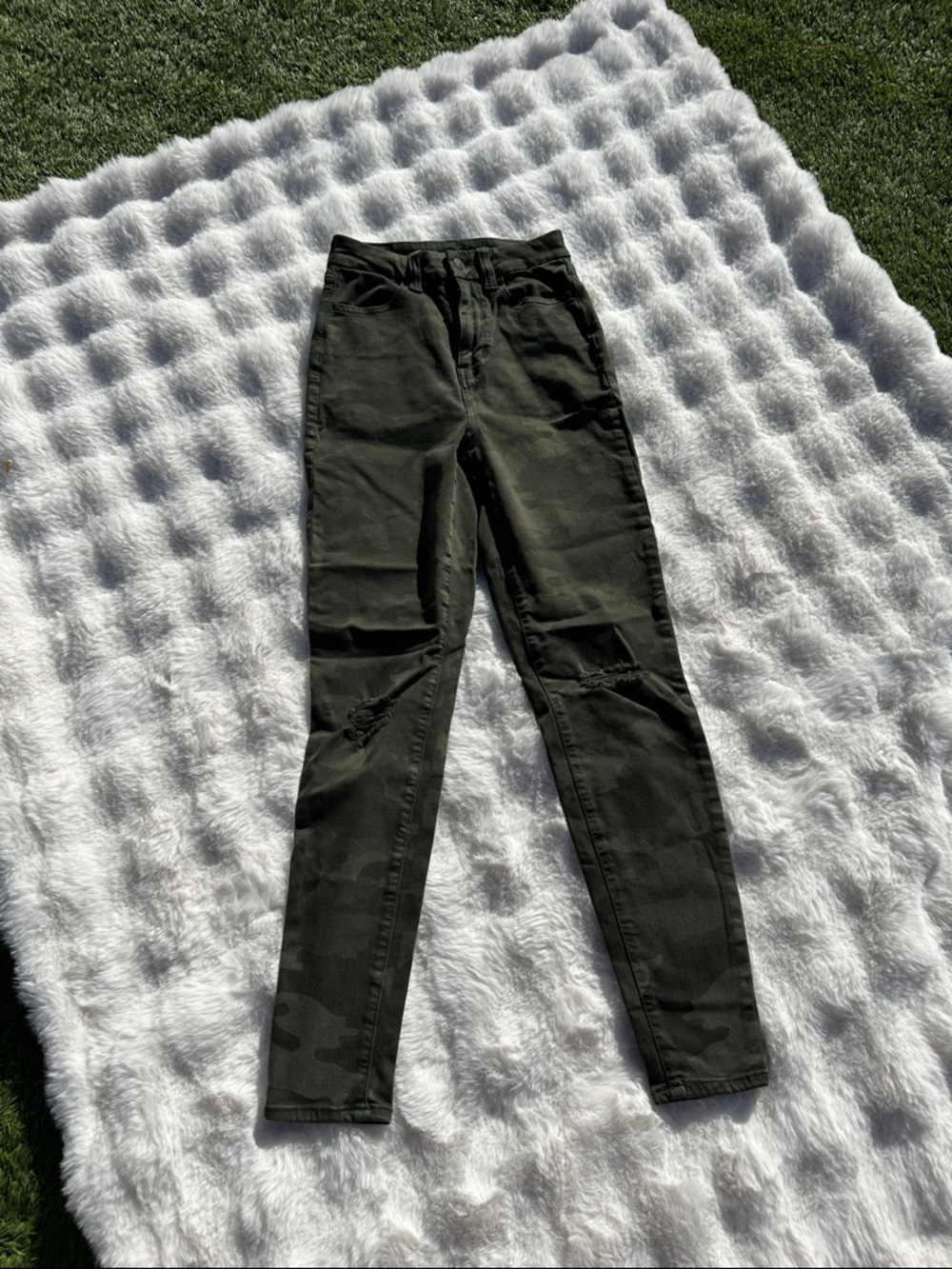 American eagle curvy super high rise jegging camo size 0